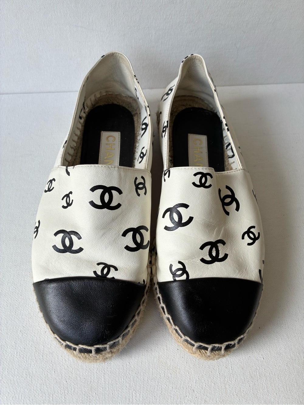 Chanel White & Black Logo Espadrille Flats - Women's size 37